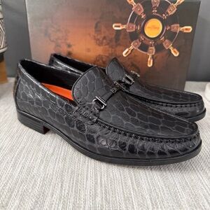 Golden Coxes Alligator print leather loafers with metal horsebit buckle size 7